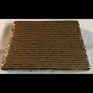New Georgeous Aidan Mattox Gold Sequin Clutch